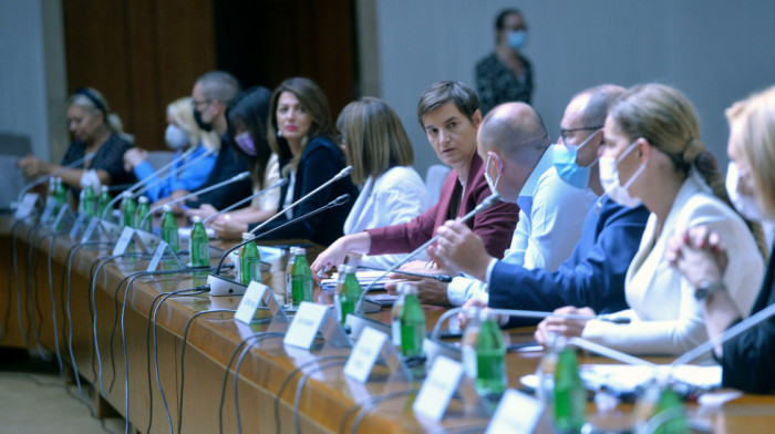 Brnabić: Početak školske godine - glavna tema Kriznog štaba, biće reči i o obaveznoj vakcinaciji zdravstvenih radnika