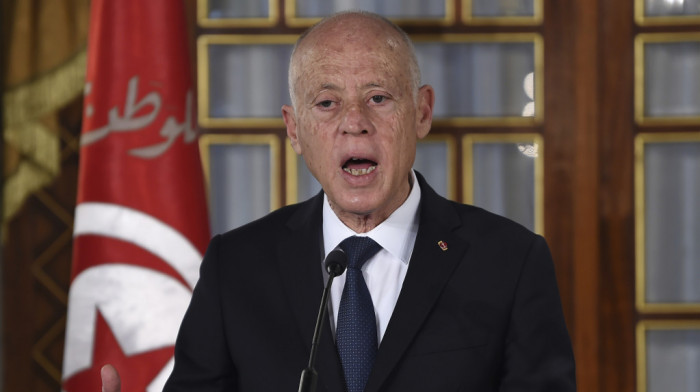 Nakon premijera, predsednik Tunisa smenio direktora nacionalne televizije: Ko je naložio da se zaustave gosti programa