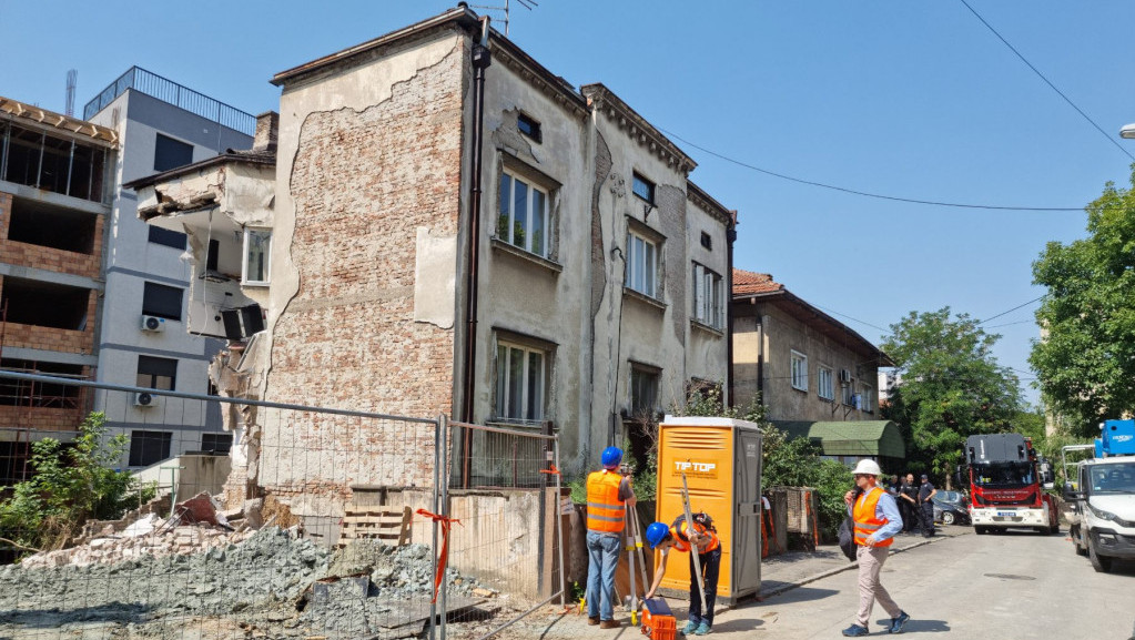 Vesić: Raspisan tender za izgradnju stambenog objekta u Vidovdanskoj ulici, stanovi i za vlasnike urušene zgrade