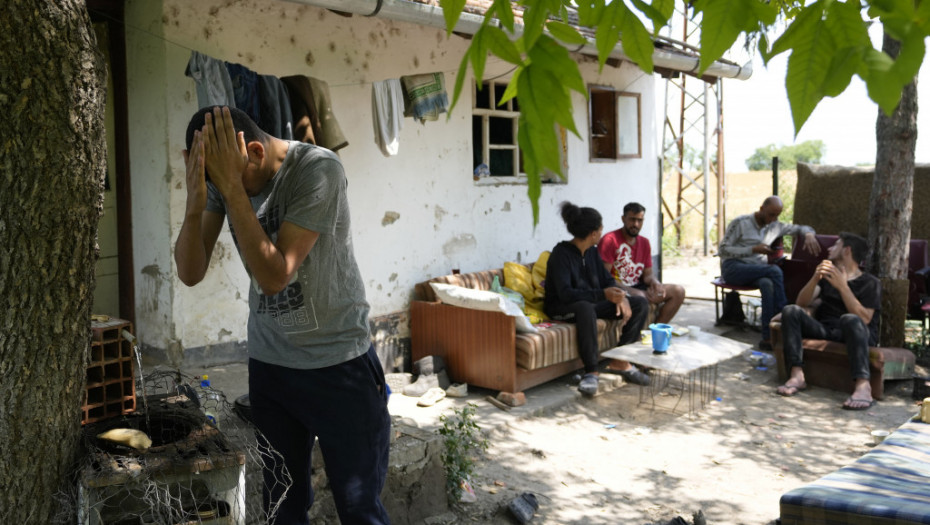 Zaglavljeni na granici Srbije sa EU:  Migranti u selu Majdan koji ne mogu "ni napred, ni nazad"