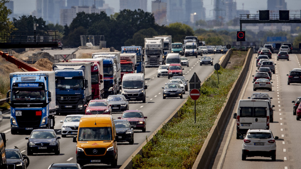 Prevoznici traže niže akcize na gorivo: Manji troškovi transporta ubrzali bi privredni rast