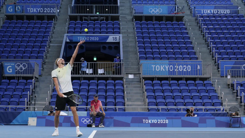 Zverev rutinski do olimpijske krune: Nemački teniser u finalu savladao Hačanova