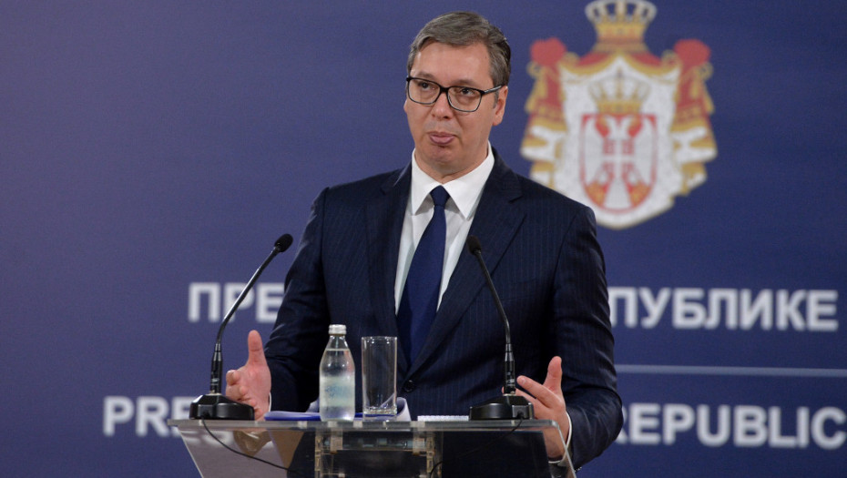 Vučiću uručen poziv za prisustvovanje ustoličenju mitropolita Joanikija