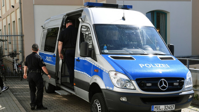 Policija u Sarajevu pretresa četiri objekta koje koristi direktor Obaveštajno sigurnosne agencije