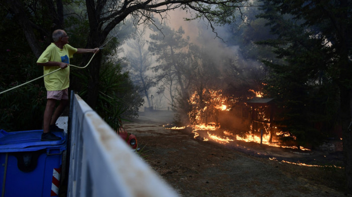 Ambasada: Nema ugroženih držljavljana Srbije zbog požara u Grčkoj