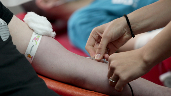 "Ništa bez žena": Akcija dobrovoljnog davanja krvi u Institutu za transfuziju
