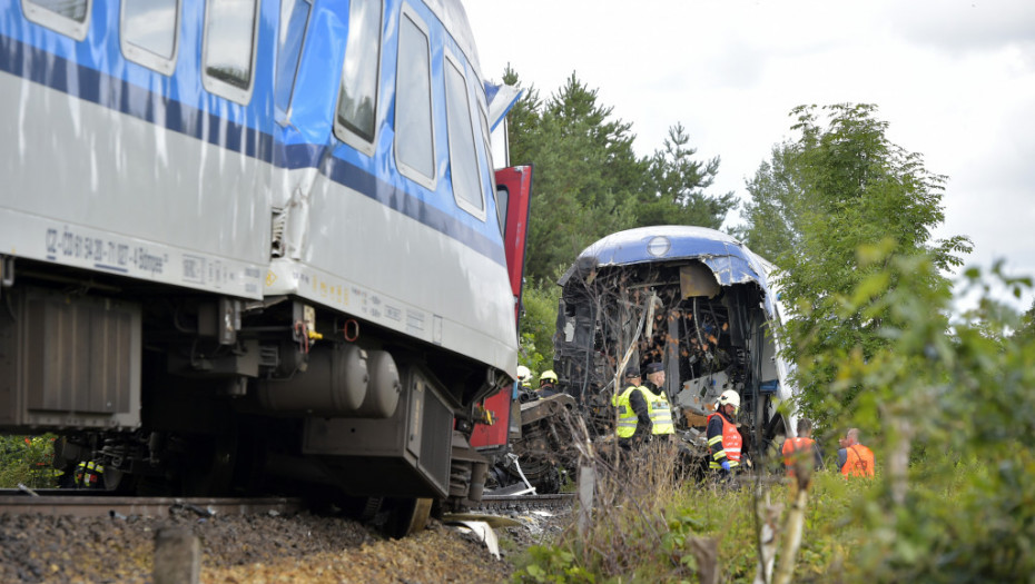 Sudar vozova u Češkoj - troje poginulih, 52 povređeno