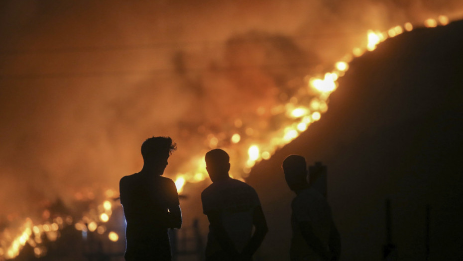 Šumski požar u Turskoj, vatra zahvatila termoelektranu, evkauisane hiljade ljudi