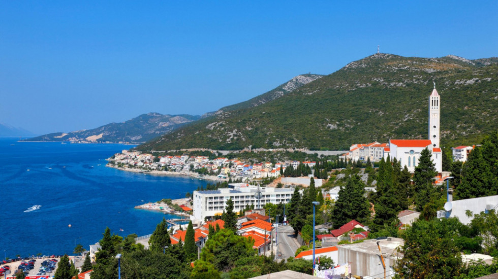 Neum sve popularnija turistička destinacija: Šta nudi jedini grad u BiH koji izlazi na Jadransko more