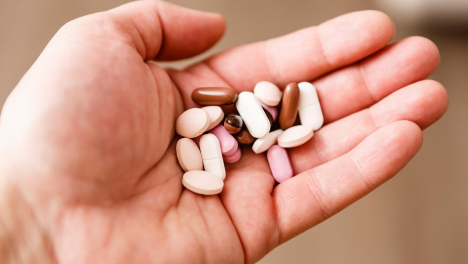 Tri farmaceutske firme iz SAD osuđene zbog prekomerne distribucije lekova protiv bolova