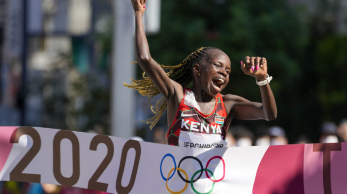 Olimpijsko zlato i srebro u maratonu završilo u Keniji: Peres Džepkir i Brigid Kosgei trijumfalne u Saporu