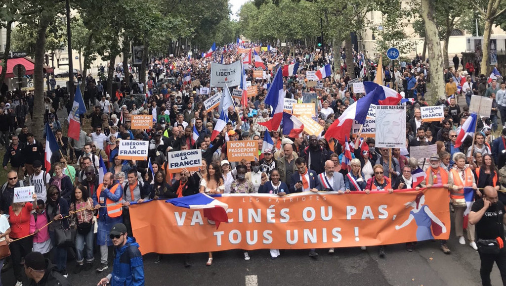 Protesti širom Francuske zbog kovid propusnica i vakcinacije, očekuje sa da na ulice izađe 200.000 ljudi