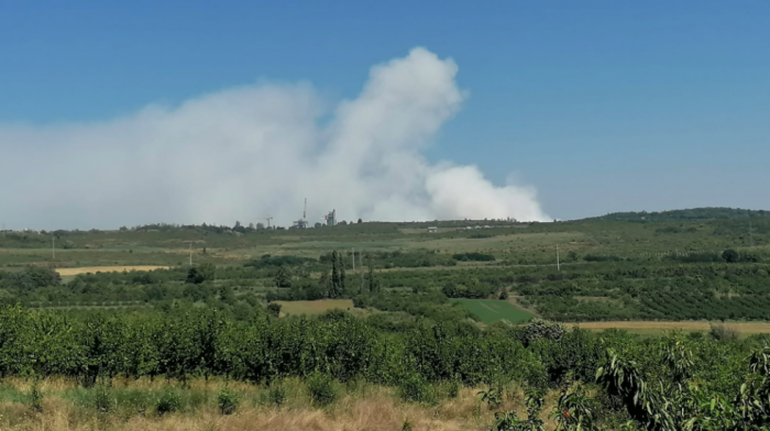 Vesić: Požar na deponiji u Vinči pod kontrolom, dogašavanje će trajati nekoliko dana