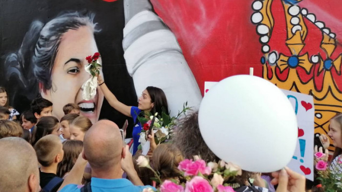 VIDEO Milica Mandić dobila mural u Beogradu, komšije pripredile iznenađenje koje će pamtiti čitavog života