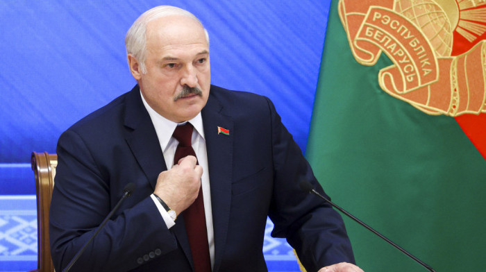 Lukašenko: Belorusija će oštro reagovati na strane trupe