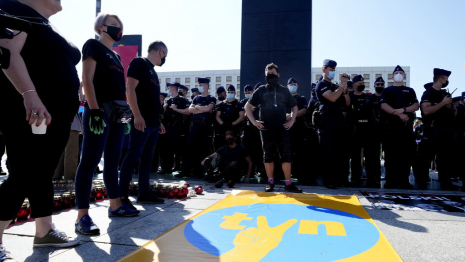 Masovni protesti u Poljskoj zbog gušenja medija