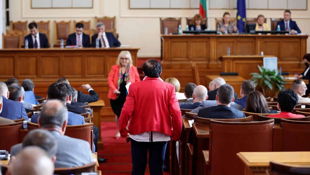 Bugarska upada u političku krizu: Ni jedna stranka nije u stanju da formira novu vladu