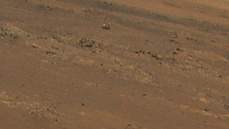 Marsovski helikopter "Ingenuiti" snimio rover "Prezerverans" iz vazduha