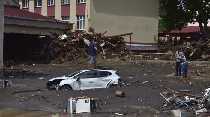 Poplave u Turskoj odnele 44 života: Iza bujica ostale uništene kuće, mostovi i prevrnuti automobili