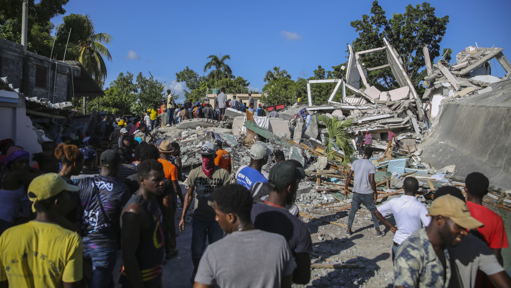 Broj žrtava zemljotresa na Haitiju porastao na 2.207, nestale 344 osobe