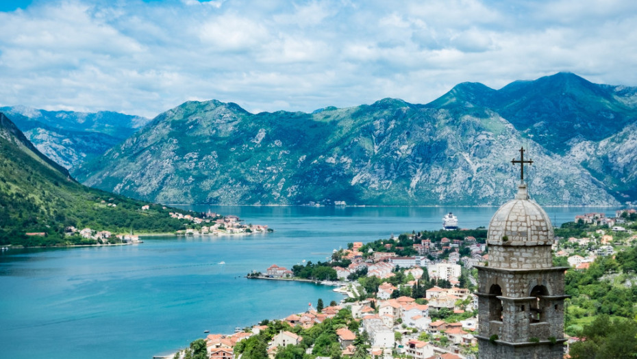 Doček Nove godine u Crnoj Gori verovatno samo uz kovid potvrde