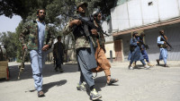 Talibani pucali u vazduh da bi rasterali ljude sa aerodroma