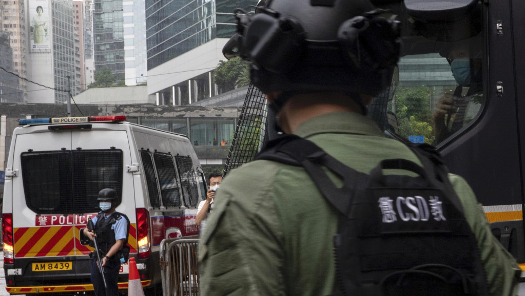 Policija Hongkonga podigla optužnice protiv dvojice urednika