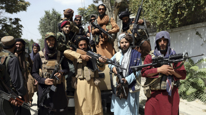 Povratak talibana izaziva strah od Al-Kaide: Borci skriveni u "džepovima" Avganistana, Zapad bi mogao da ima probleme