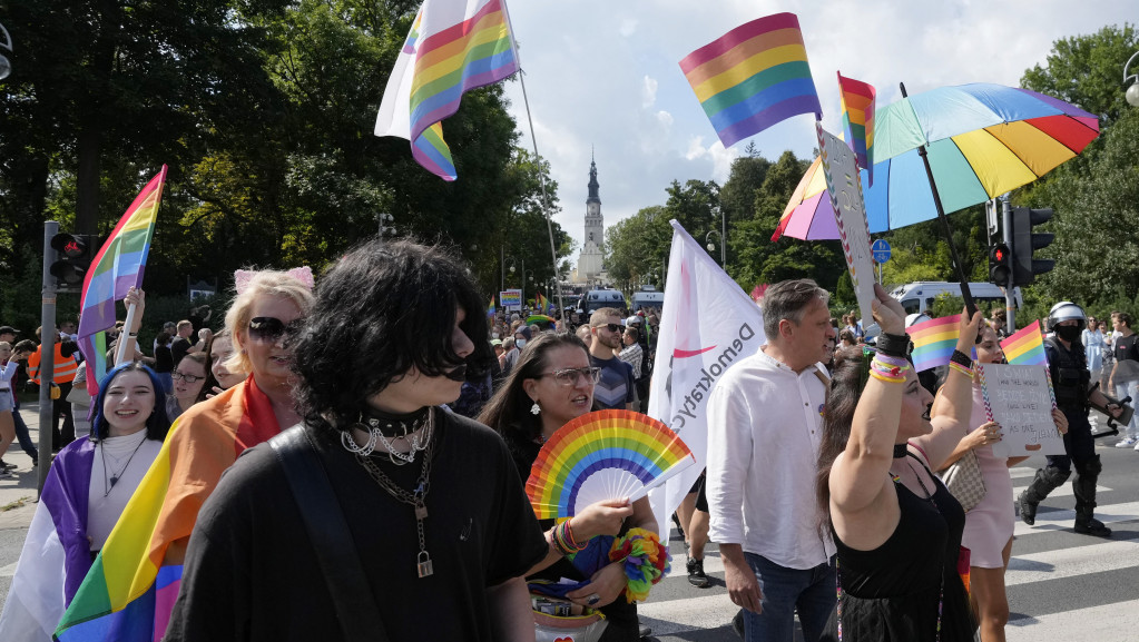 Region u Poljskoj povukao se iz anti-LGBT rezolucije, da ne bi izgubili finansiranje od EU