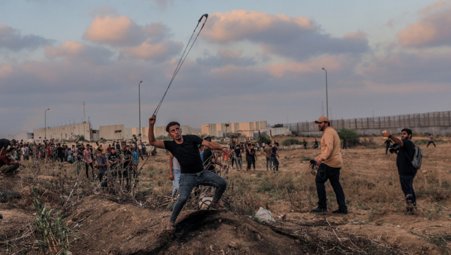 Detonacije u Gazi, novi sukobi Palestinaca i Izraelaca blizu granice