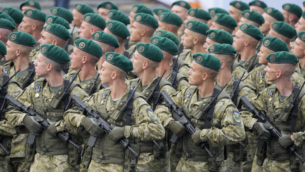 U Kijev stigla stigla prva pošiljka paketa vojne pomoći SAD vredna 200 miliona dolara