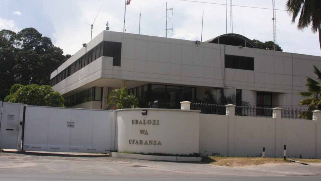 Pet osoba poginulo u pucnjavi kod francuske ambasade u Tanzaniji