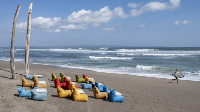 Tela osam migranata pronađena na plažama u španskoj Almeriji, među stradalima i dete