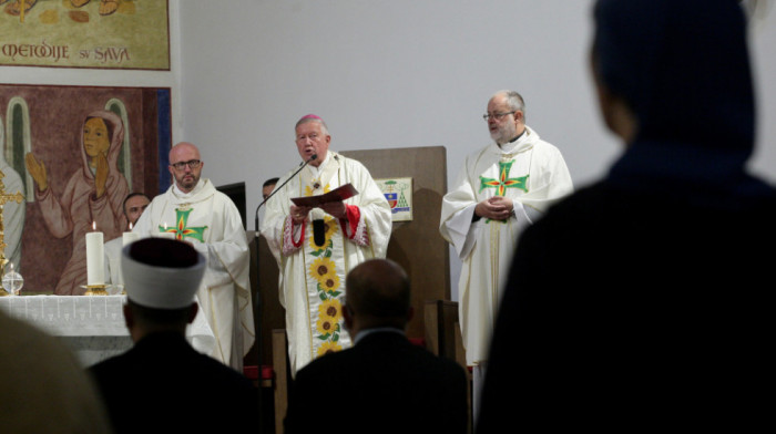 Nadbiskup beogradski Hočevar služio misu u pomen braniocima Beograda