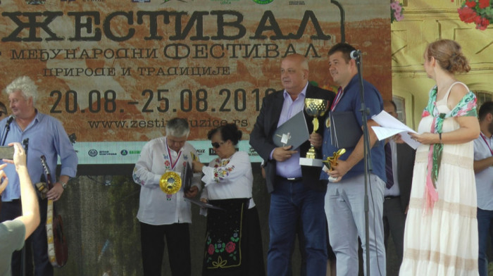 Korona prekinula manifestaciju u Užicu - skraćeno trajanje Žestivala