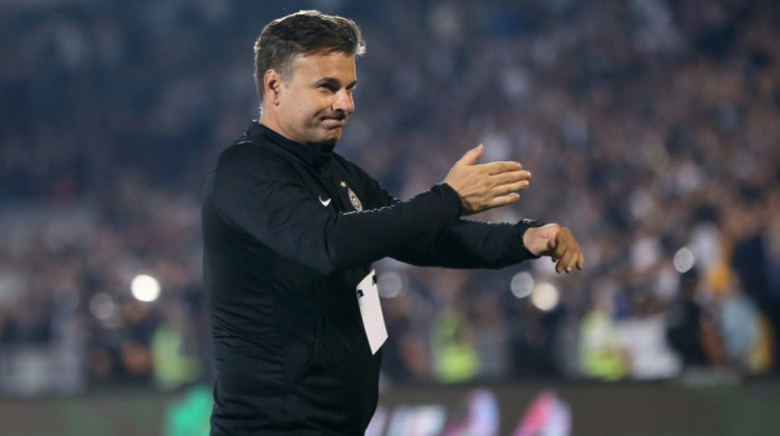Stanojević demantovao vest da napušta Partizan na kraju sezone
