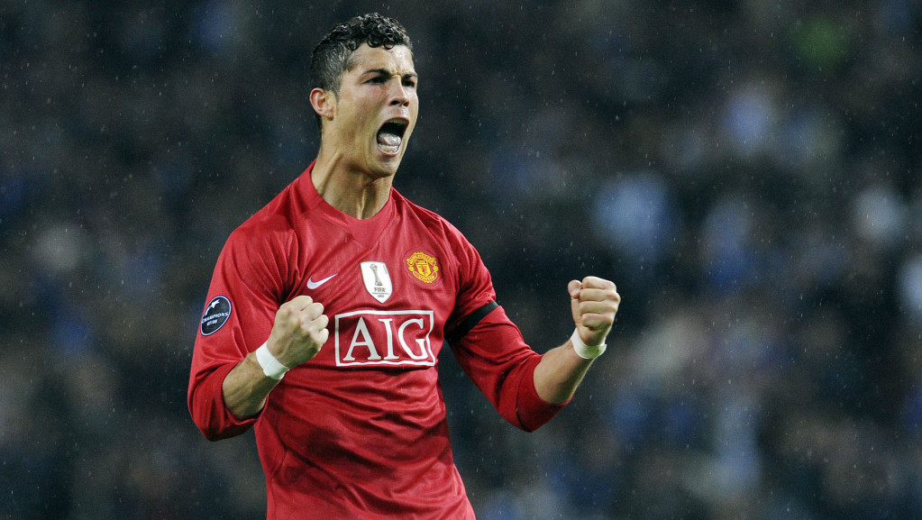 Euforija među navijačima Mančestera: Ronaldo se slikao u dresu Junajteda