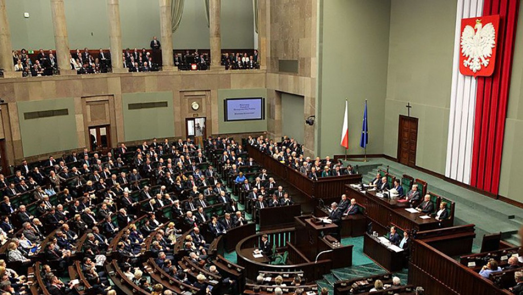 Donji dom poljskog parlamenta odbacio veto, sudbina kontroverznog zakona u rukama predsednika