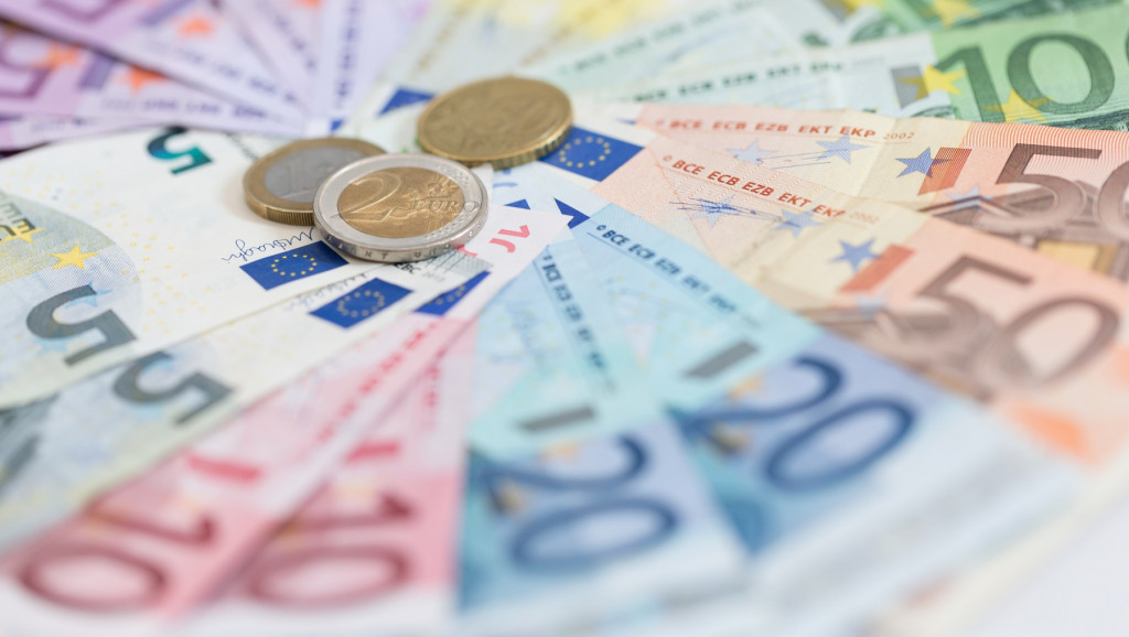 Kurs dinara prema evru sutra 117,2892