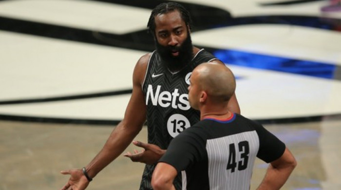 Iskusni centar napušta Bruklin: Deandre Džordan se seli u Lejkerse