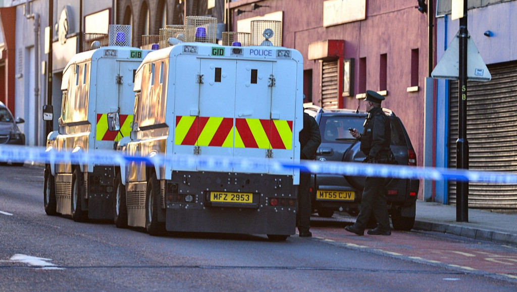 Četiri muškarca otela i zapalila autobus u Severnoj Irskoj