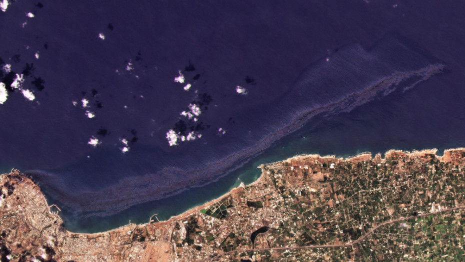 Naftna mrlja veličine Njujorka širi se Mediteranom, stigla na sedam kilometara od Kipra