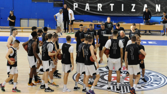 Poraz košarkaša Partizana od Cibone na turniru u Opatiji