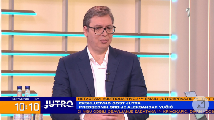 Vučić: Vlada Crne Gore odluku o odlaganju ustoličenja Joanikija promenila sat posle ponoći