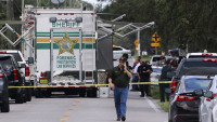 Jedna osoba ubijena, jedna ranjena  u pucnjavi u srednjoj školi u Floridi, uhapšeno četvoro maloletnika