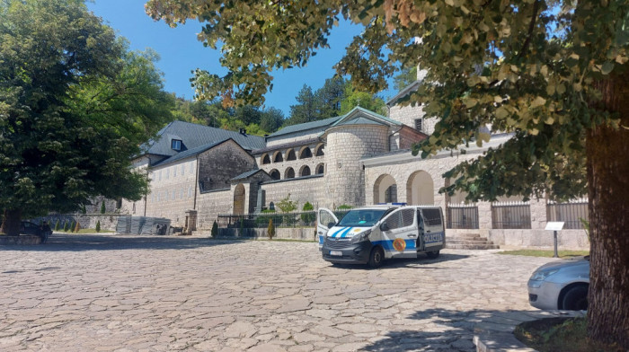 Skupština Cetinja danas o prenosu svojine manastira na CPC: Peticiju potpisalo 600 građana
