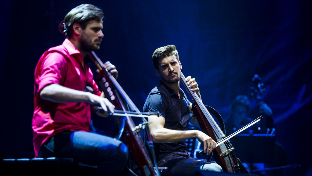 2Cellos poslednji put na turneji pod tim imenom: Čuveni gudački duo na proleće stiže u Beograd