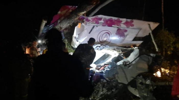 Izvučeni preostali putnici srušenog aviona kod Irkutska - 12 povređenih, četvoro preminulo