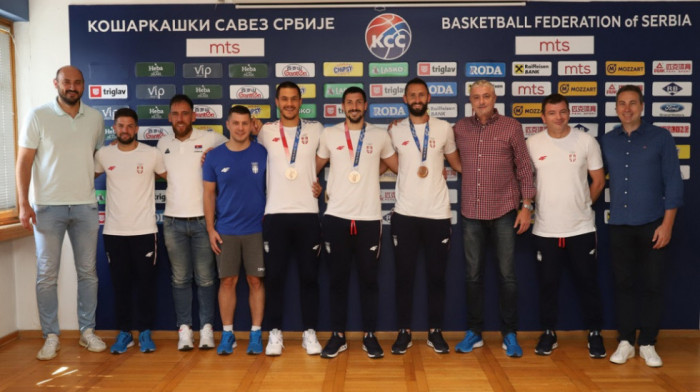 Srpski basketaši nakon osvajanja Evrope: Držali smo se zajedno, zasluženo zlato