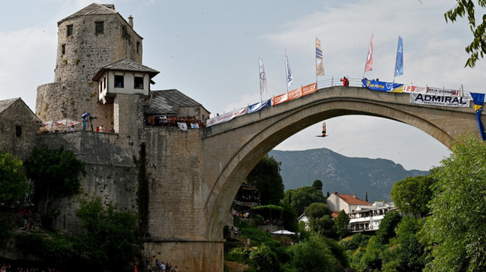 Otvorena manifestacija 456. skokova sa Starog mosta u Mostaru